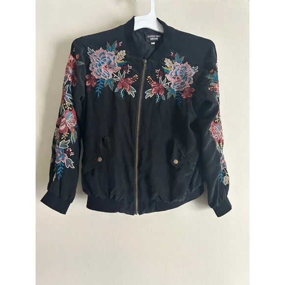 Johnny Was Jackets & Blazers - Johnny Was Workshop Black Bomber Jacket Silk Flower Embroidered Full zip size S
